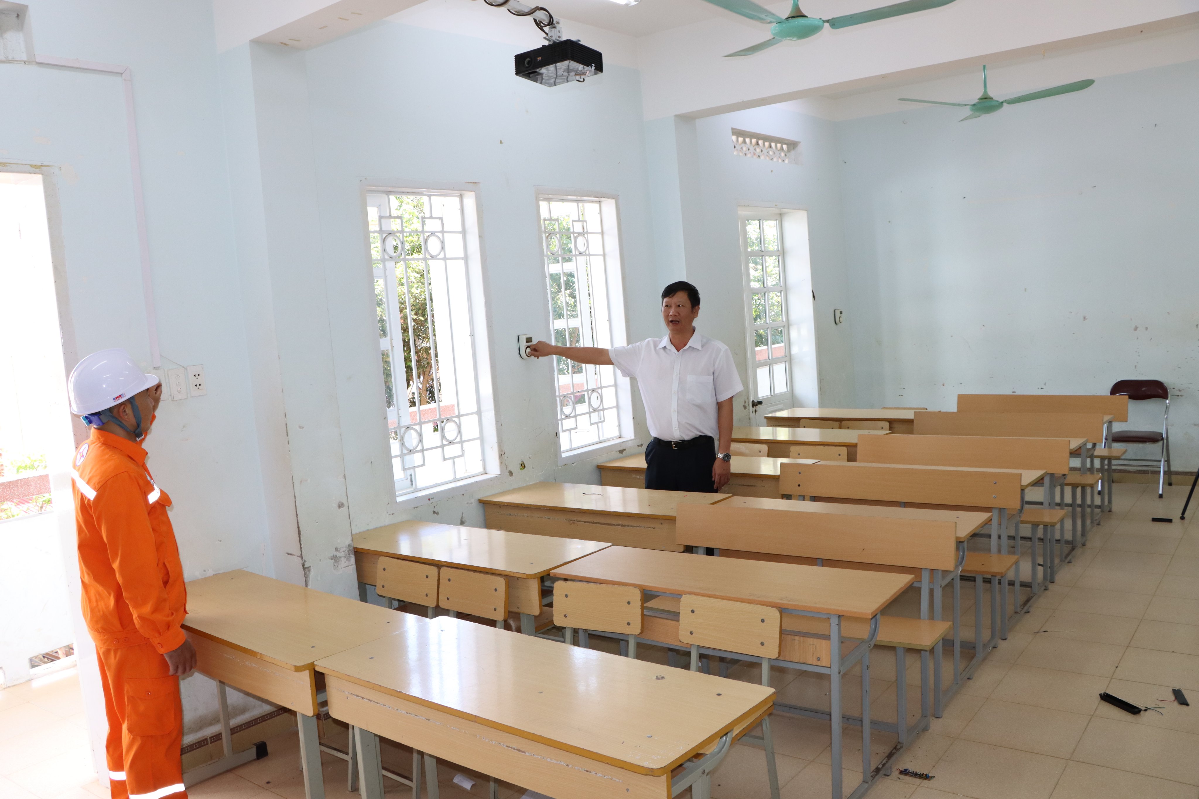 Bảo đảm cấp điện phục vụ Kỳ thi tốt nghiệp THPT 2022